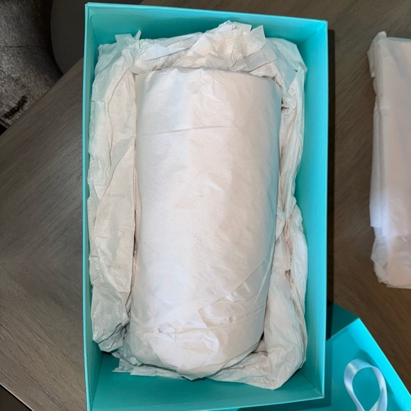 Tiffany & Co. Blue Ceramic Container Planter Large - Picture 6 of 8